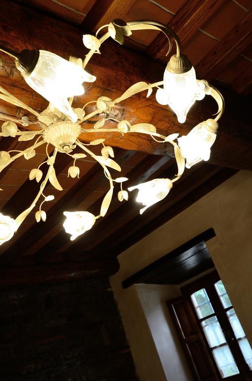Castelfranco di Sopra Agriturismo Villa Iris الغرفة الصورة